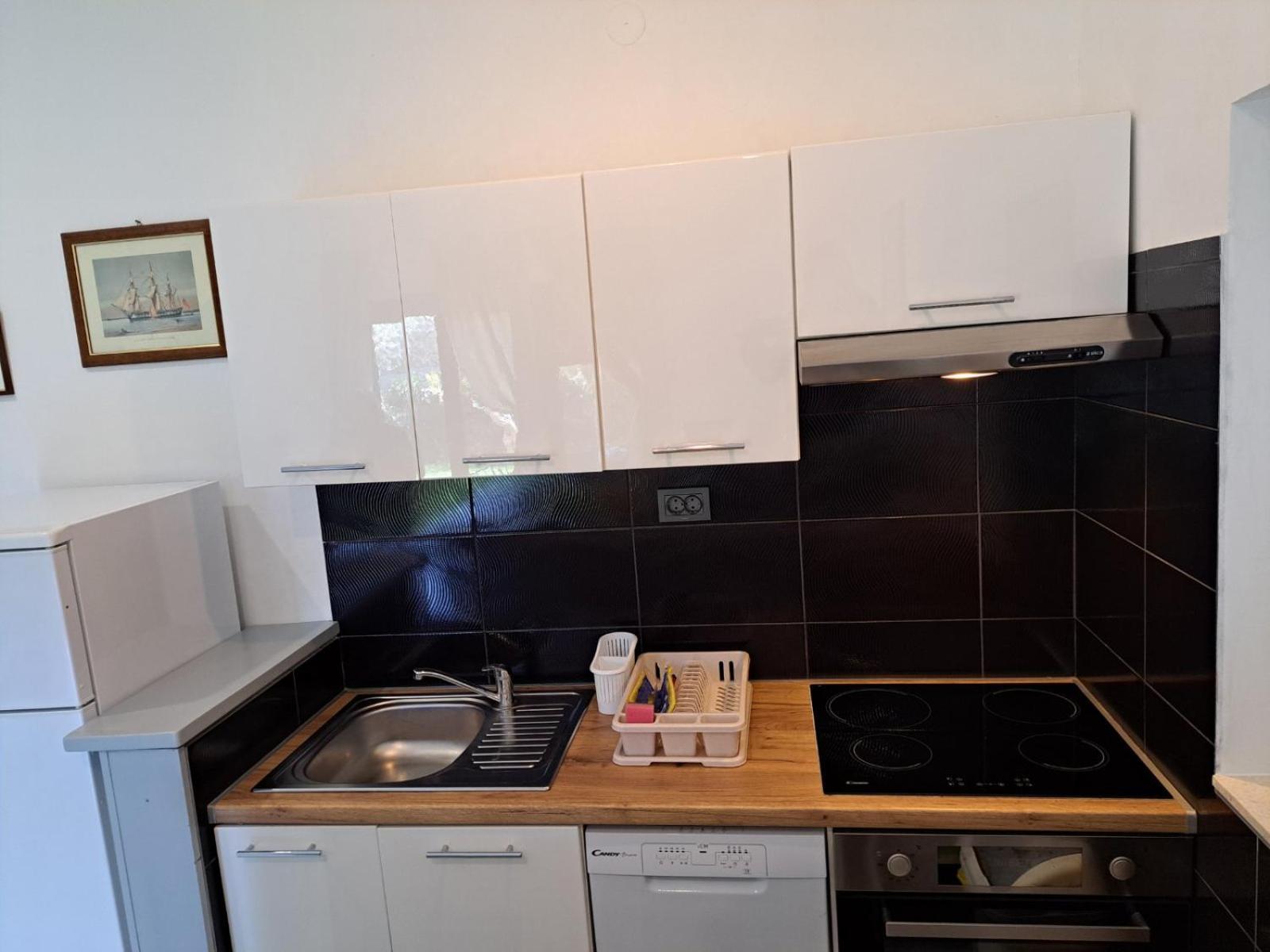 Apartments Finera โปแมร์ ภายนอก รูปภาพ